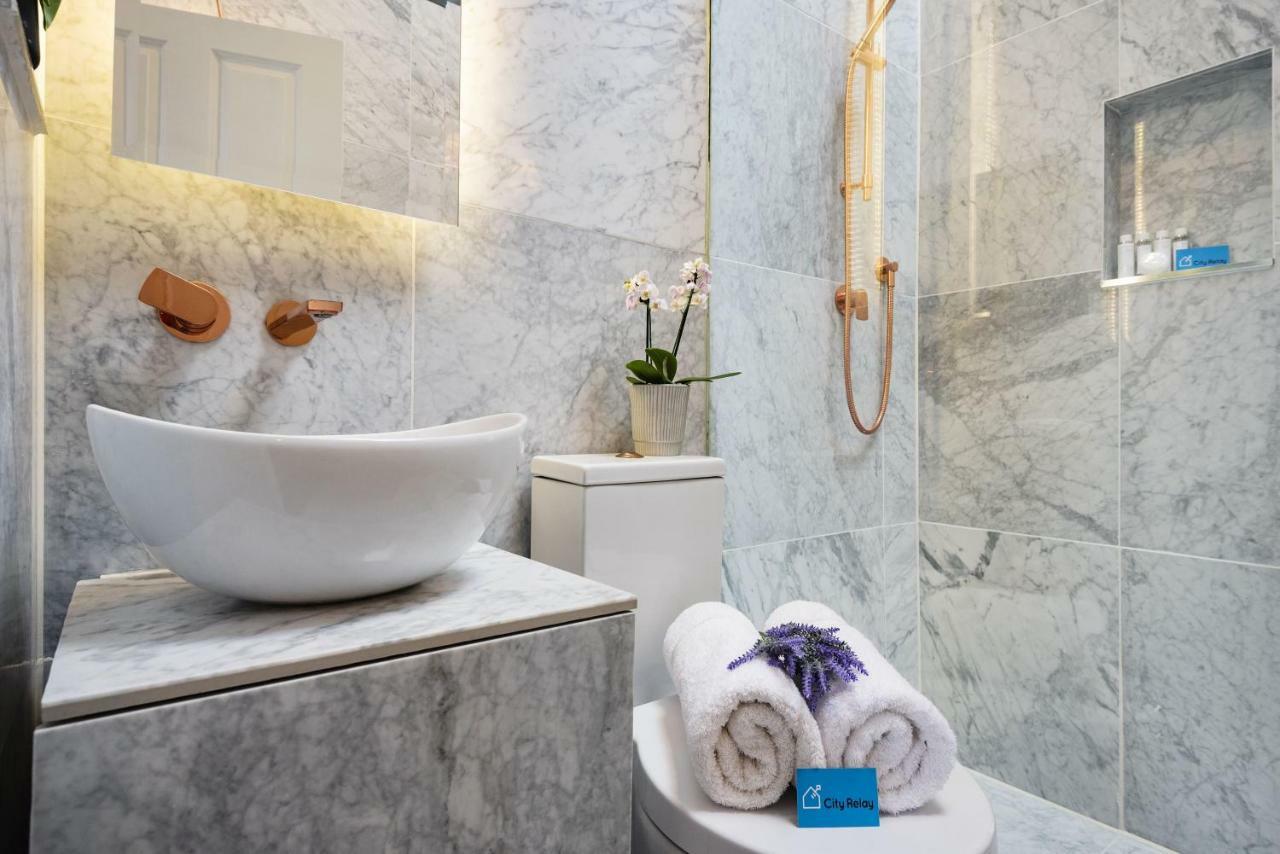 Apartment Stylish Hyde Park Gem *