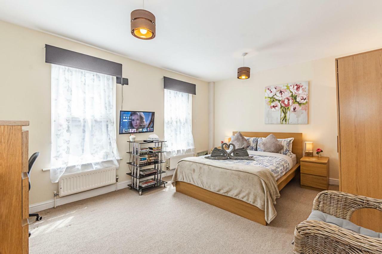 Greyhound Road Guest house London