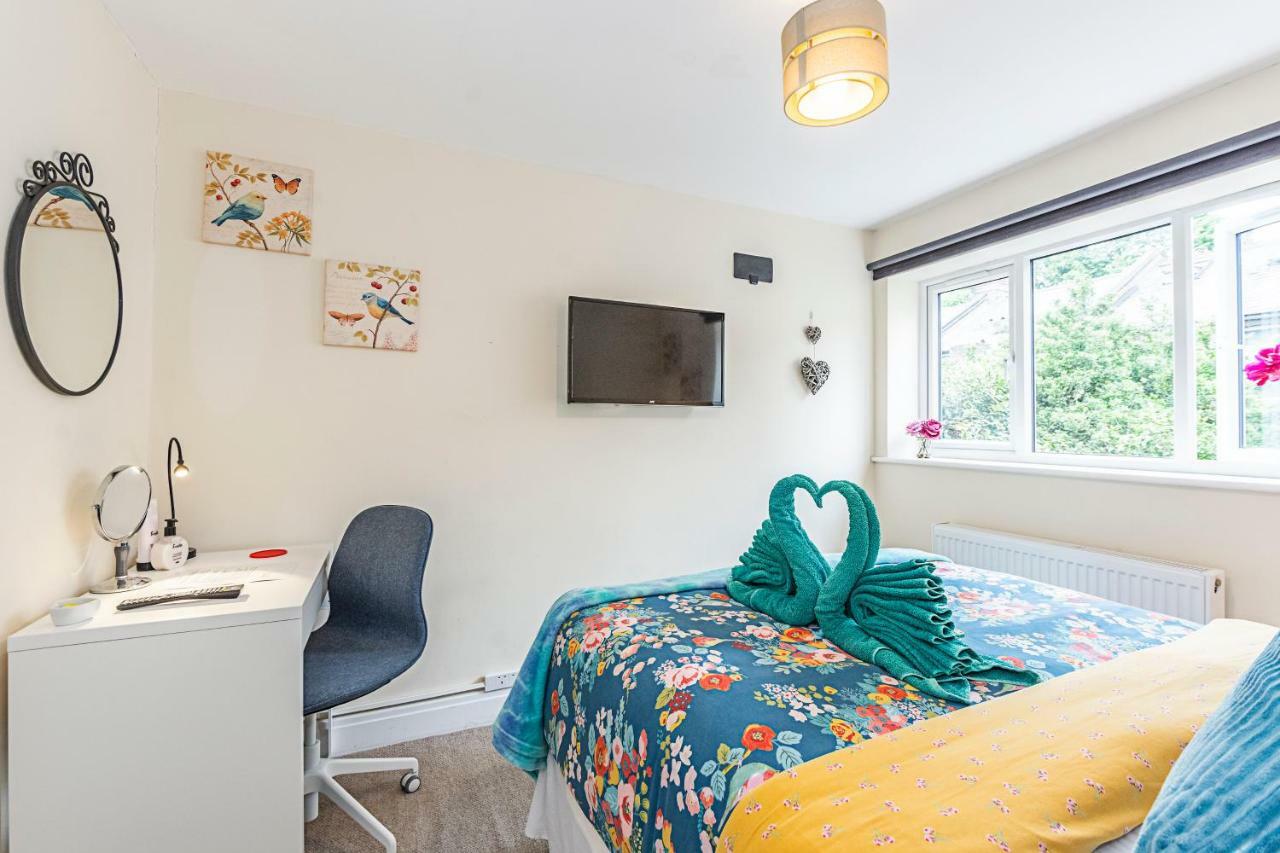 Greyhound Road Guest house London