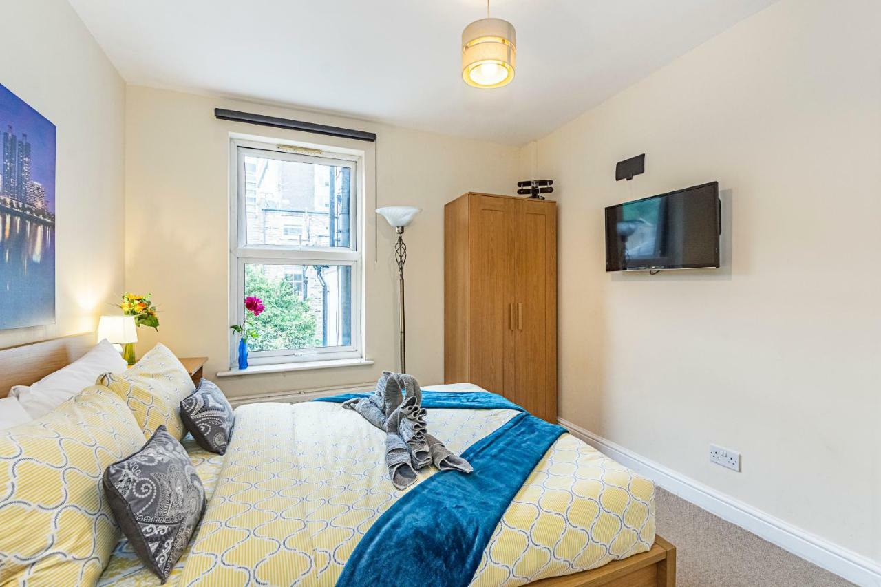 Guest house Greyhound Road