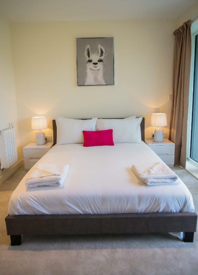 Apartment Thames View 2 Bed With Balcony