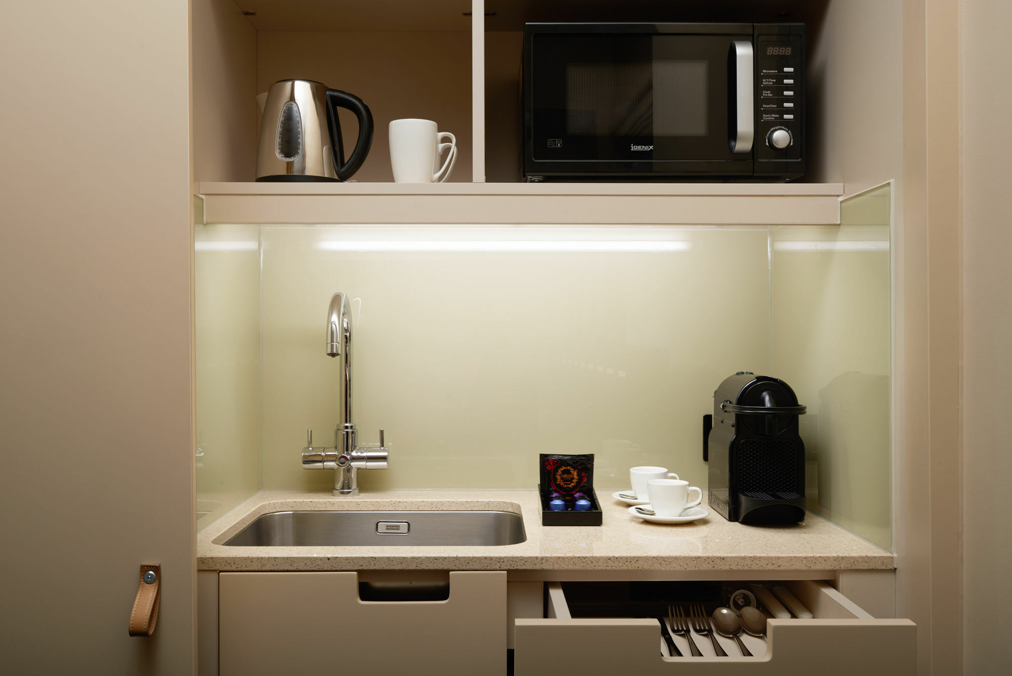 The Resident Victoria 4* London