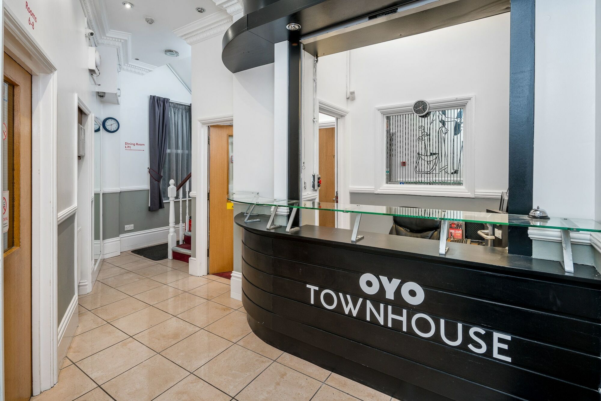 Oyo Townhouse New England, Victoria 3* London