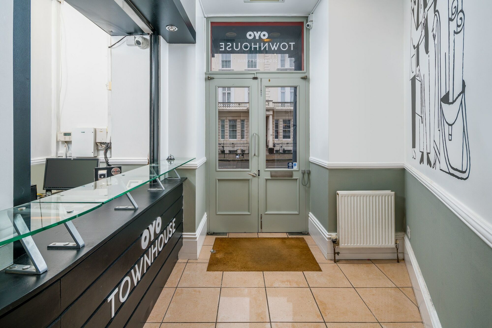Hotel Oyo Townhouse New England, Victoria