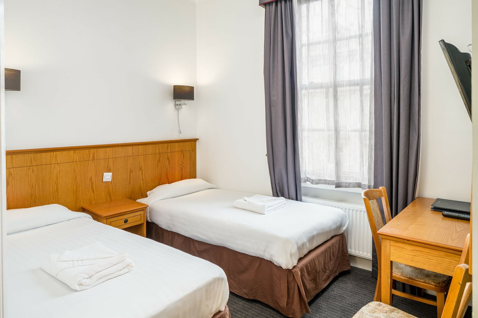 Oyo Townhouse New England, Victoria 3* London