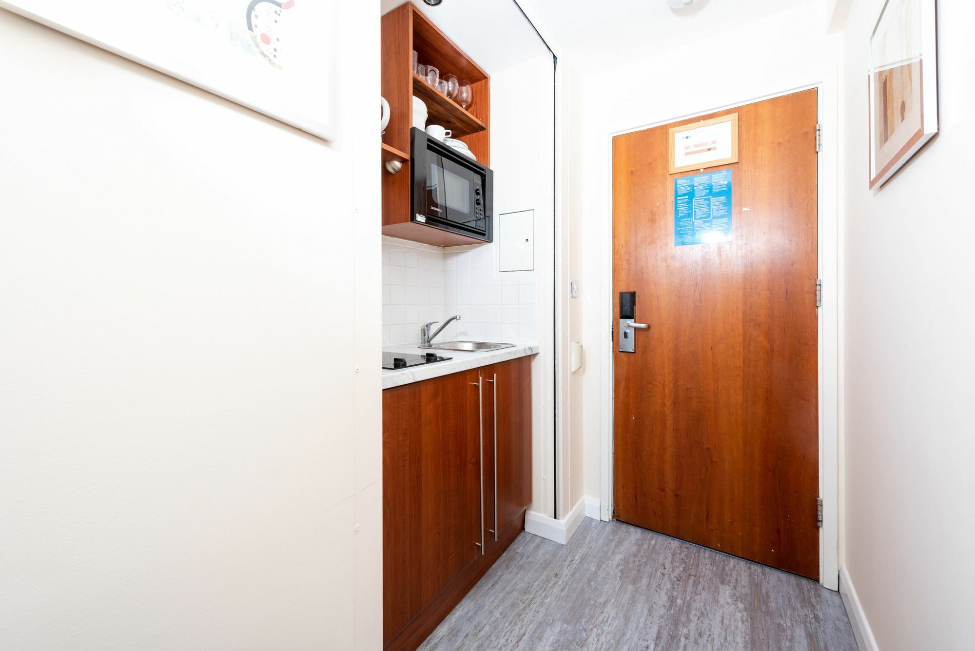 Roland House 3* Londra