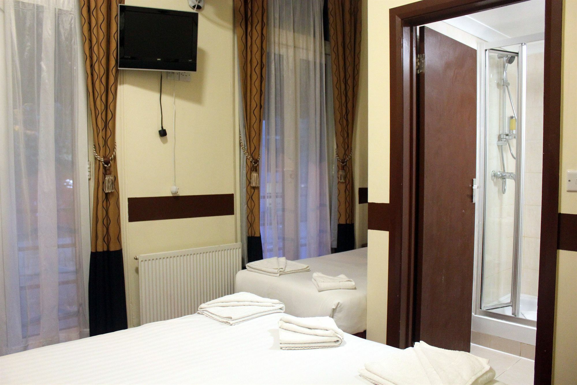 Hotel Victoria Station Londra