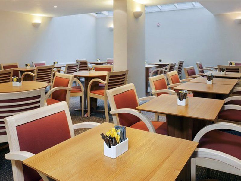 Express Victoria By Ihg Hotell 3*