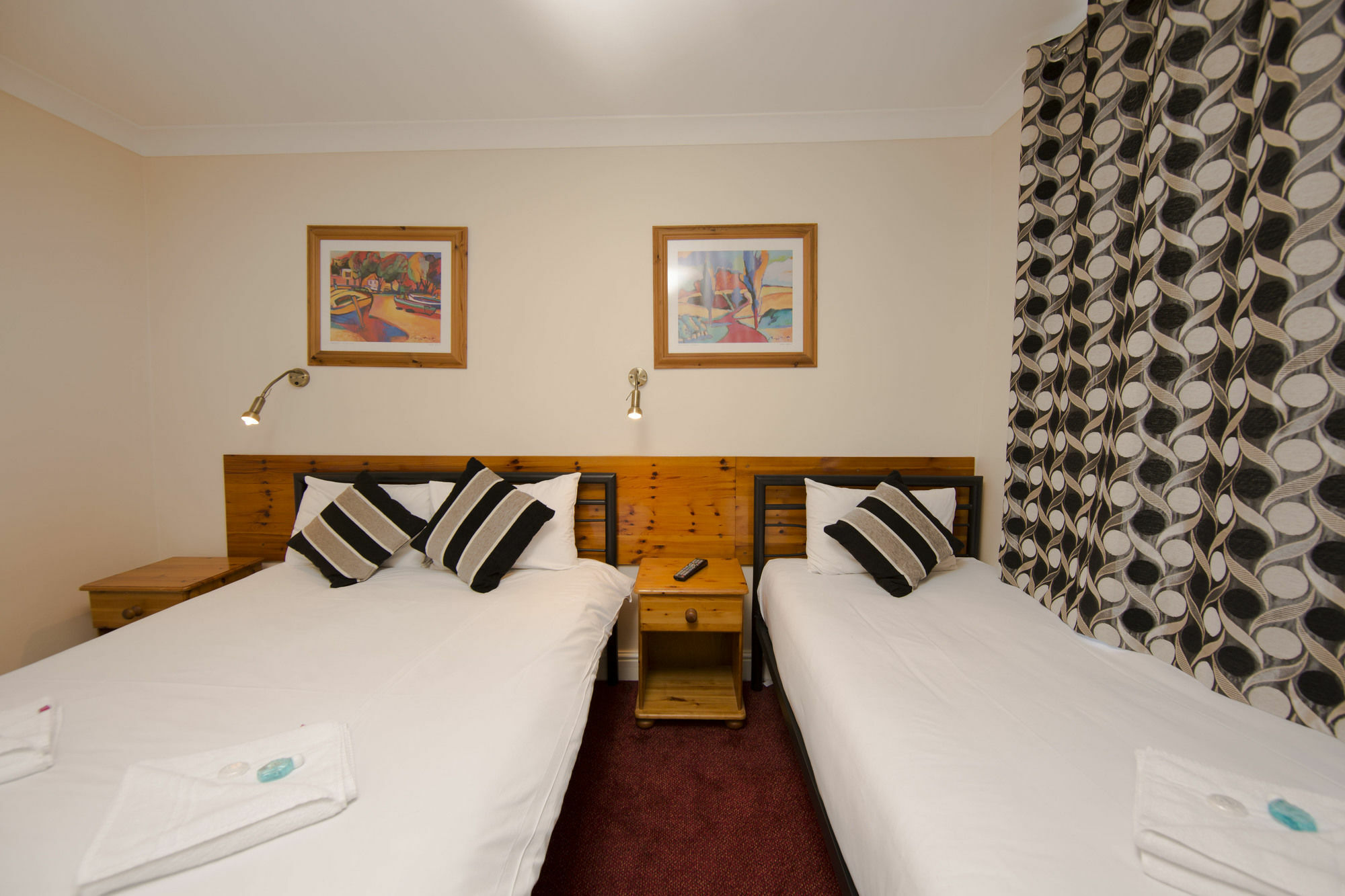Royal By Saba Hotell London