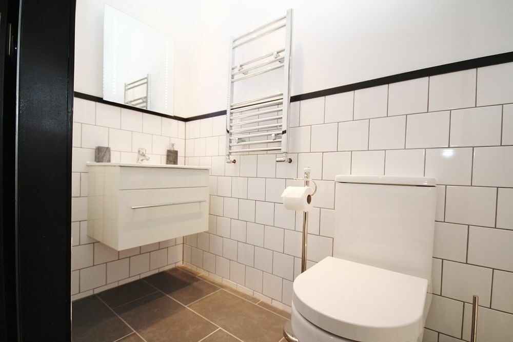 6 Portobello Road