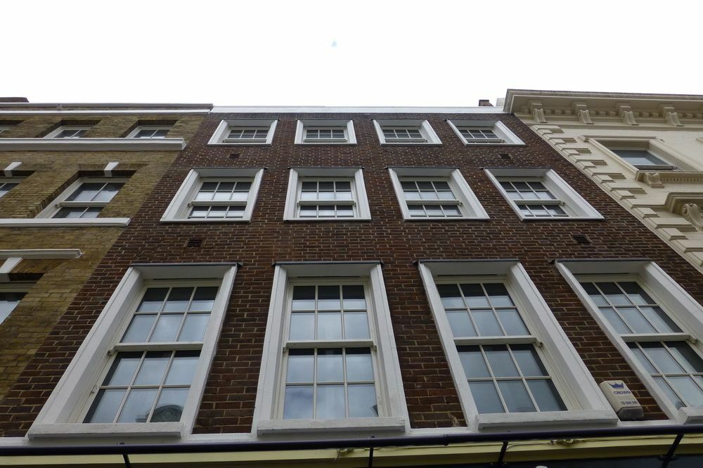 Clarendon Garrick Street Londres