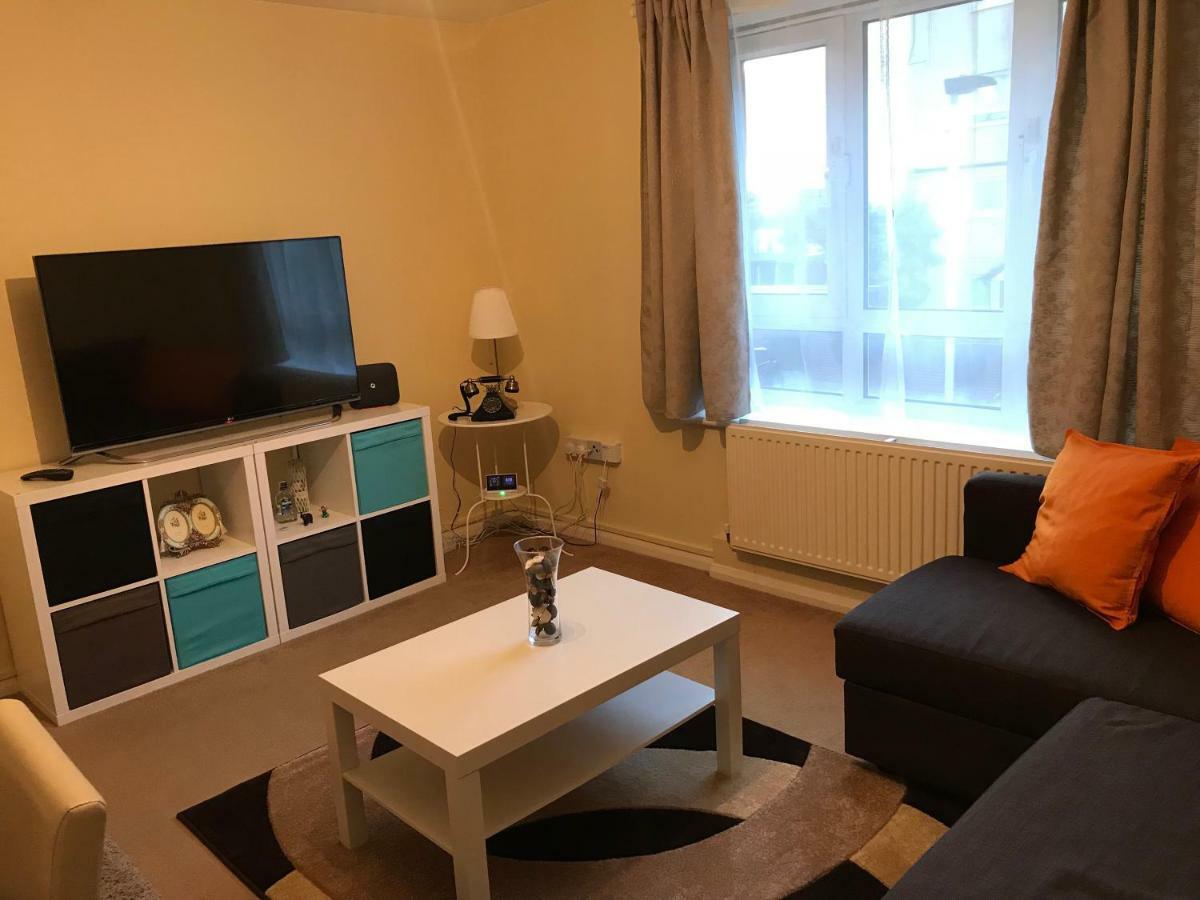 Cozy In Stratford From 18 Minutes To Leilighet London
