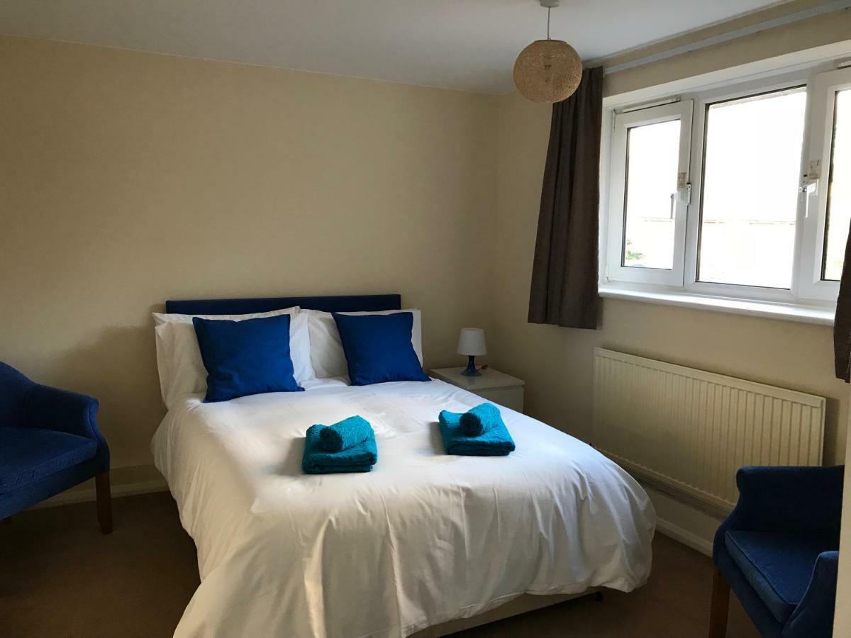 Leilighet Cozy In Stratford From 18 Minutes To *