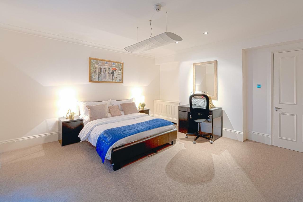 Guest house Mayfair 4*