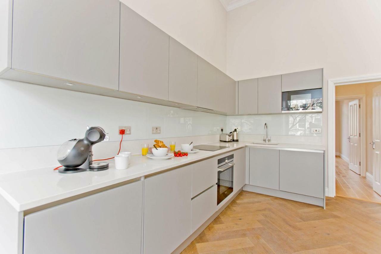Flat 4, Cromwell Road 1 Bedroom With Balcony Leilighet London