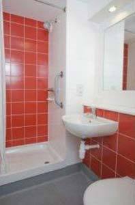 Travelodge Tower Bridge 3*