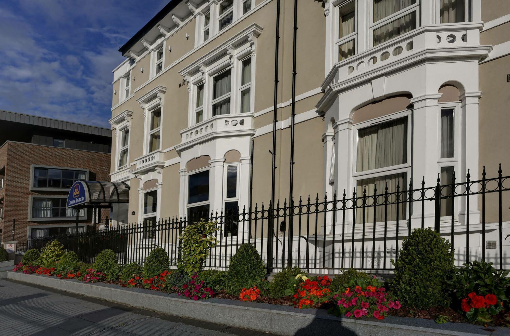 Western Highbury Hotel London