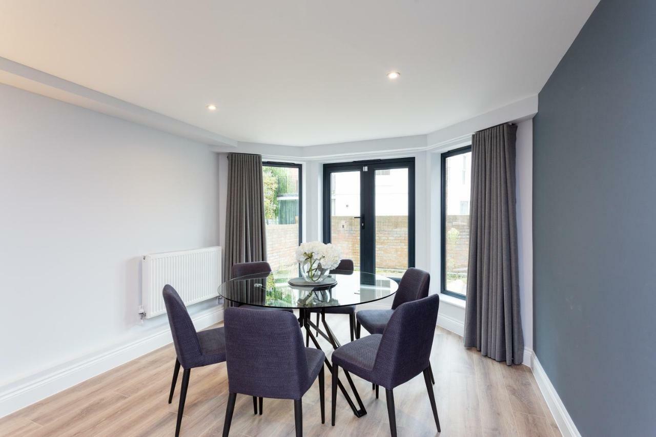 The Carlyle - Stunning Serviced Lägenhet *