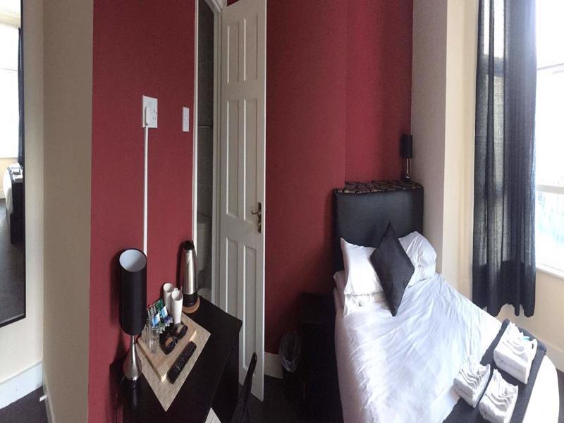 Hotel Stratford 2*