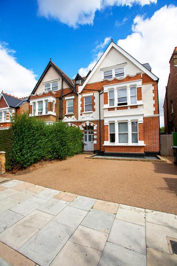 Apartment Ealing *