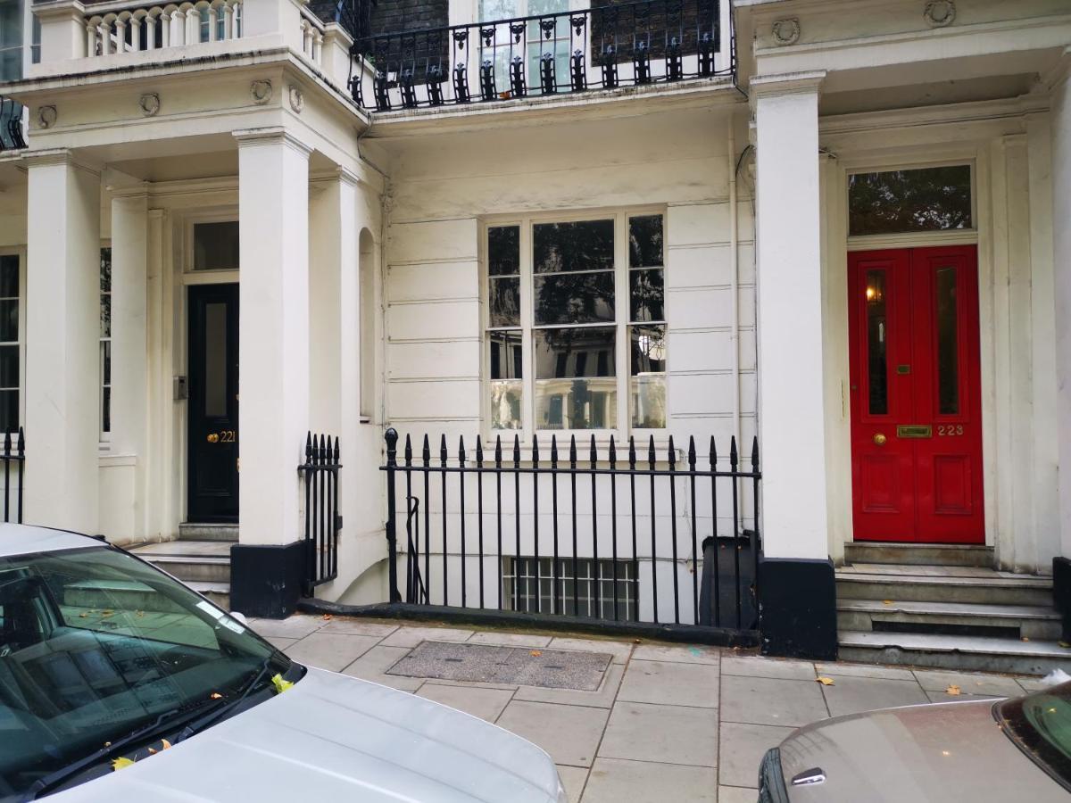 Sussex Gardens, Hyde Park Privat overnatting