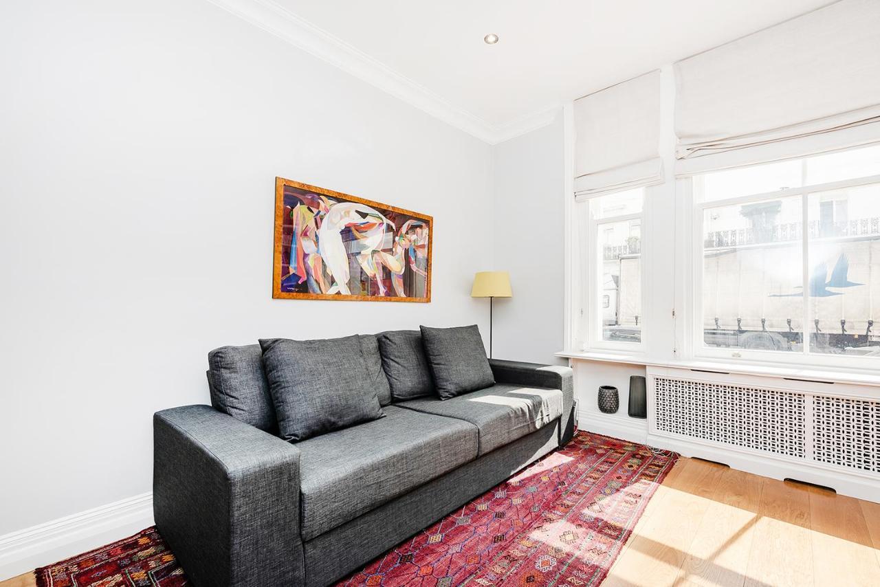 Lovely 2 Bedroom In Notting Hill Lägenhet