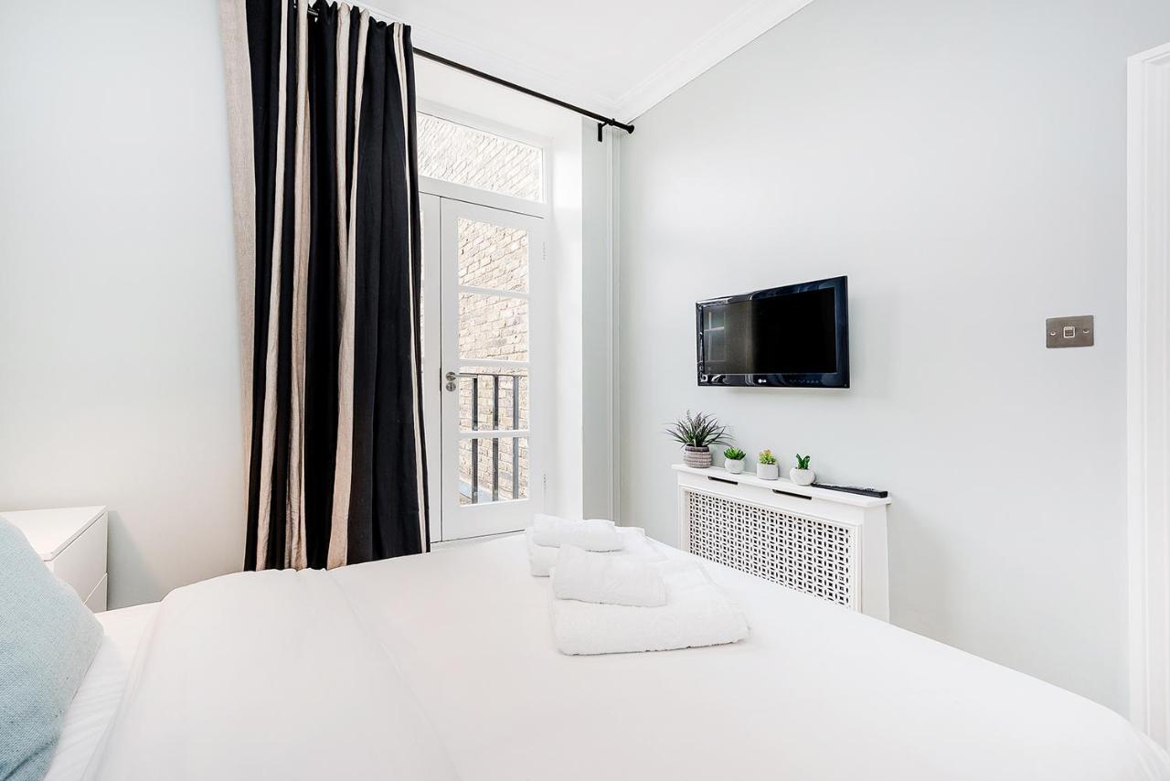 Lovely 2 Bedroom In Notting Hill Lägenhet