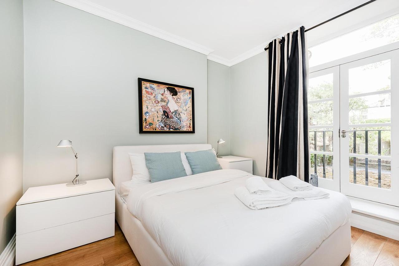 Lovely 2 Bedroom In Notting Hill Lägenhet