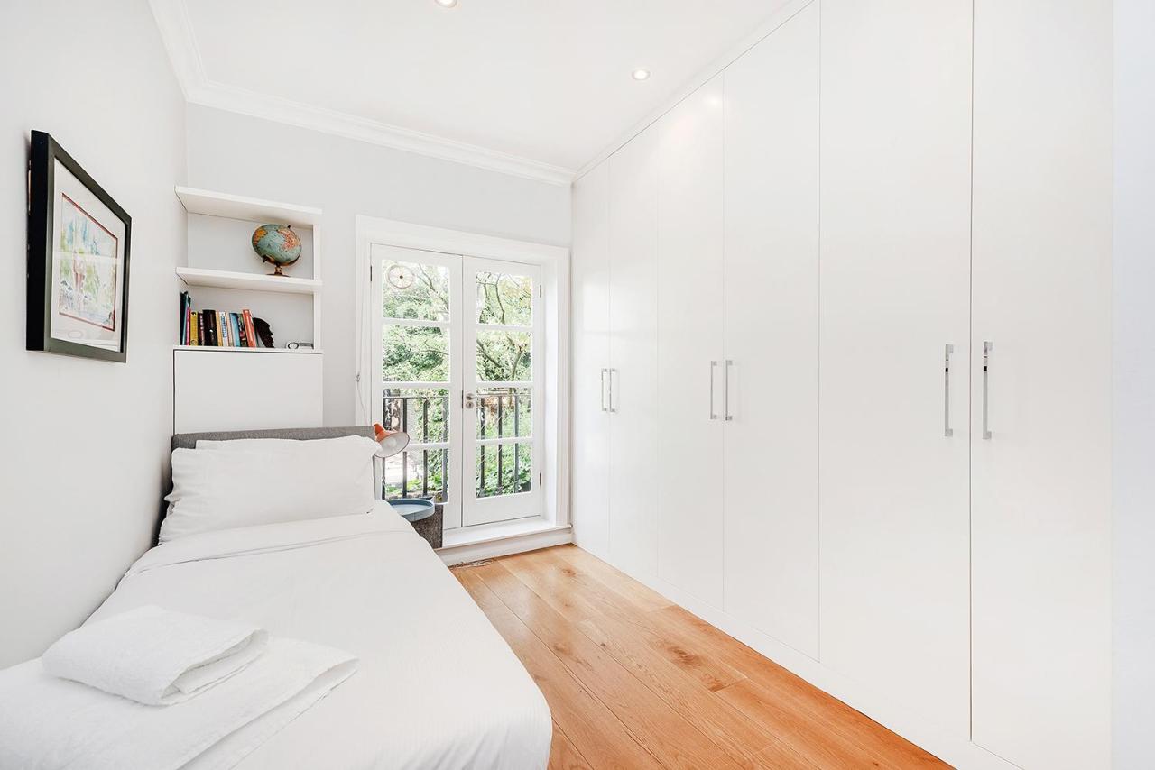Lägenhet Lovely 2 Bedroom In Notting Hill