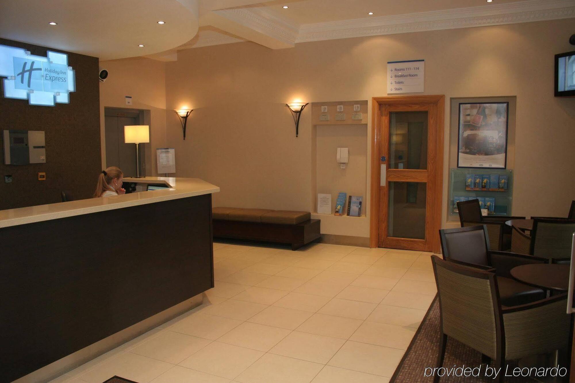 Hotell Express Victoria By Ihg London