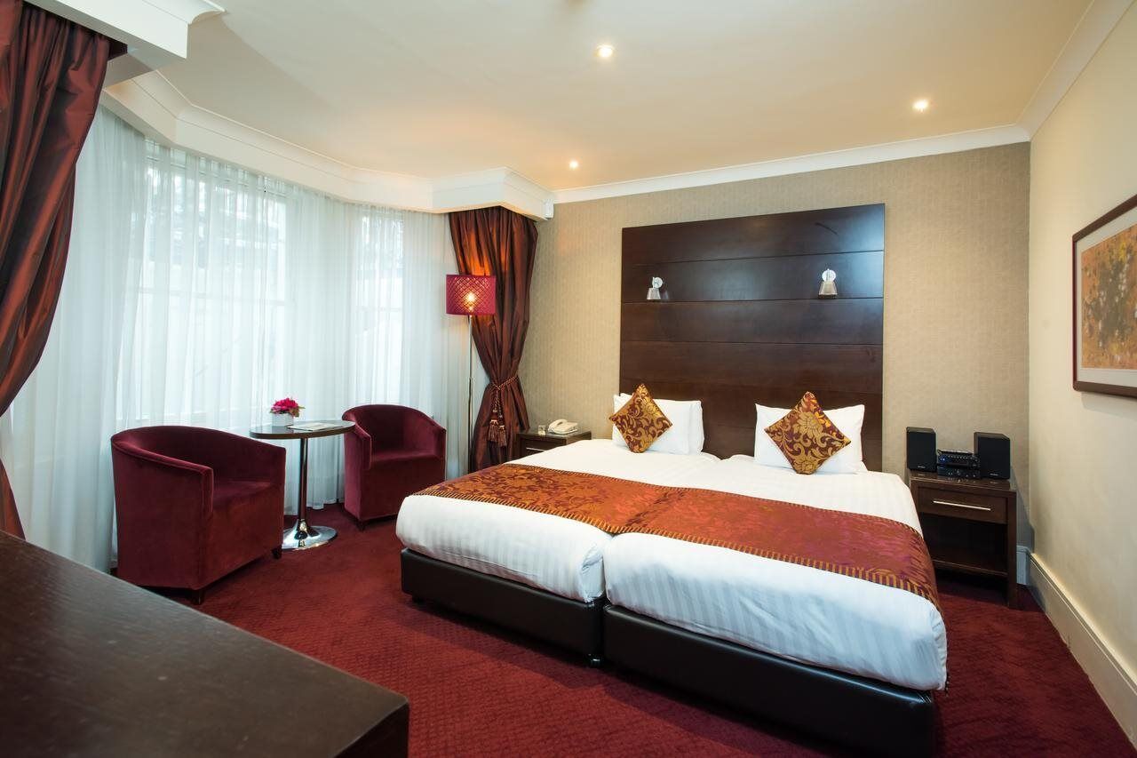 The Park Grand Plaza Kensington Hotel Londra