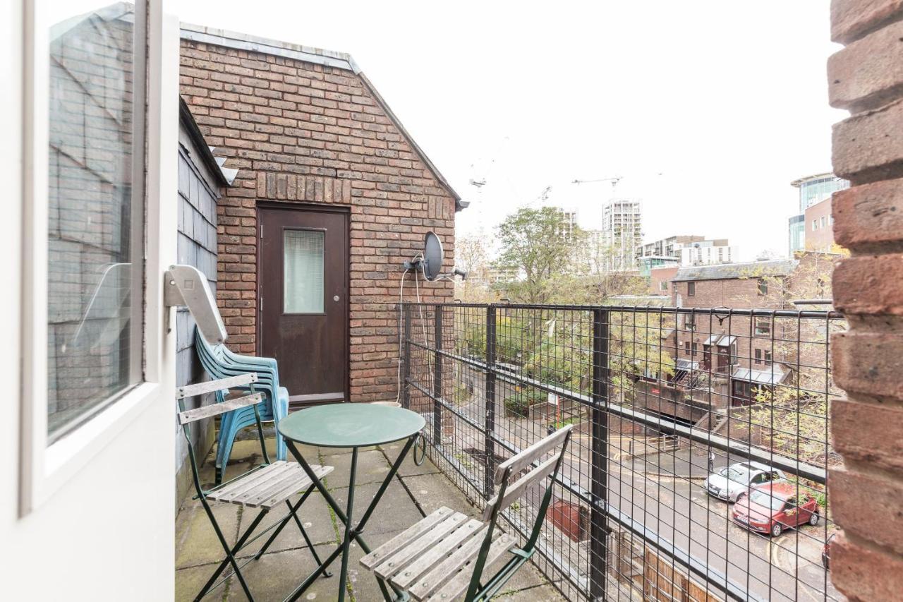 Apartment White London