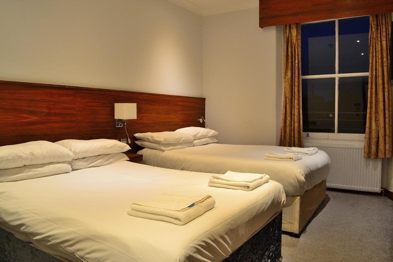 Lih Hotel 2*