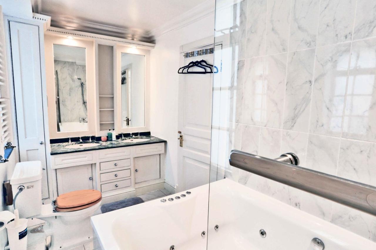 Holiday home Sophia's 11rooms Piccadilly Circus St Townhouse