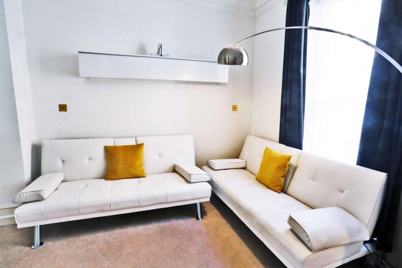 Holiday home Sophia's 11rooms Piccadilly Circus St Townhouse London