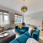 Modern 2 Bed Flat - The Black Dog Pub Apt - 6 Mins From Vauxhall Station
