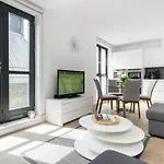 NEW LUXURY 2Bedr 3 Beds 2,5 Bath COVENT GARDEN
