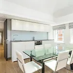 Appartement avec 2 chambre(s) de 95 m² et 2 salle(s) de bains privée(s) à West End Soho