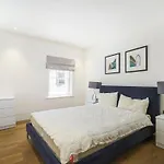 Appartement avec 2 chambre(s) de 95 m² et 2 salle(s) de bains privée(s) à West End Soho