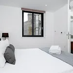 NEW LUXURY 2Bedr 3 Beds 2,5 Bath COVENT GARDEN