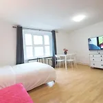 Luna 218 Flat 3 At Marble Arch