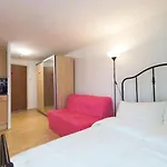 Luna 218 Flat 3 At Marble Arch