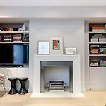 Chelsea Chic