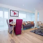 Unique 2 Bed Apartment