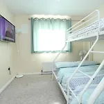 Lovely 4 Bed House London