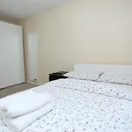 Lovely 4 Bed House London