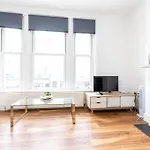 Beautiful Apartment By Hyde Park Ss2