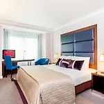 Mercure London Kensington Hotel