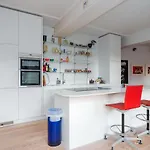 Guestready - Vibrant Home Near Broadway Market