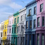 Notting Hill Next Door Bedroom In The Share Flat